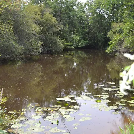 Les Bruyeres 2 3* Montbron